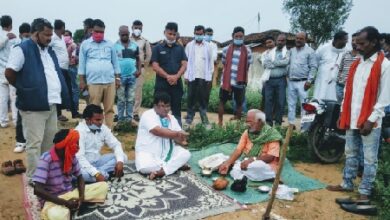 Photo of रतनपुर बैगापारा में सीसी सड़क का विधायक डॉ विनय ने किया भूमिपूजन…  विधायक निधि से 5.20 लाख की लागत से बनेगी सड़क, ग्रामीणों ने जताई ख़ुशी…