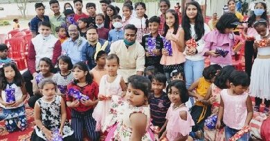 Photo of बाल दिवस पर कोरिया एसपी बच्चों से हुए रूबरू…  कार्यक्रम में शहीद जवानों के परिजन का हुआ सम्मान…